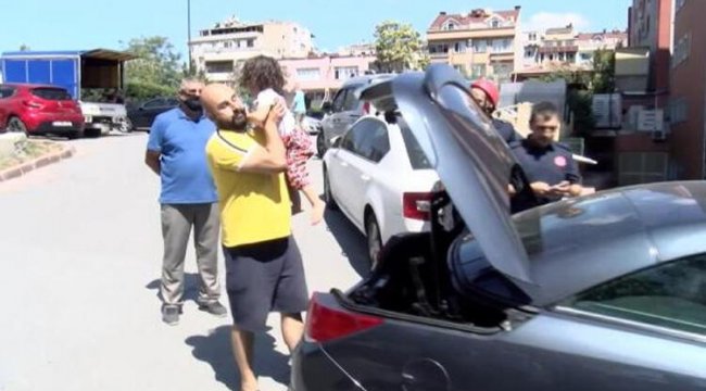 Zeytinburnu'nda 3 yaşındaki çocuk otomobilde mahsur kaldı