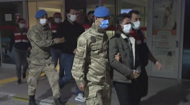 İzmir merkezli FETÖ operasyonunda gözaltı sayısı 135'e yükseldi