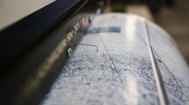  Van'da peş peşe korkutan depremler