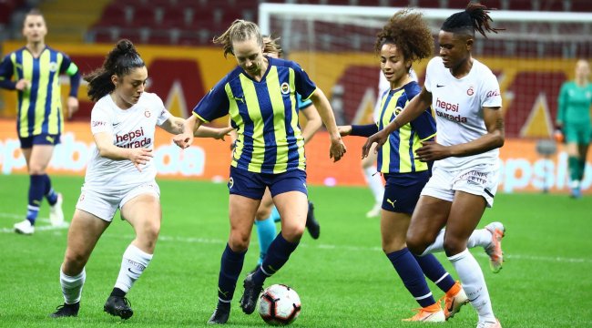 Turkcell Kadın Futbol Süper Ligi'nde gruplar ve fikstür belli oldu! Beşiktaş, Fenerbahçe, Galatasaray ve Trabzonspor...