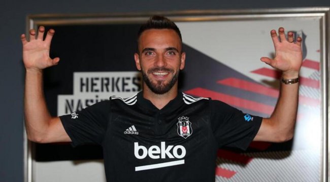 Son dakika: Beşiktaş'ta Kenan Karaman'a Süper Lig ekibi talip oldu
