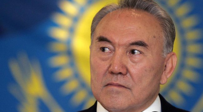 Kazakistan'da Nursultan Nazarbayev'in siyasi yetkileri iptal edildi