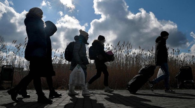 Ukraynalılara İngiltere sınırında vize eziyeti... 'Bize tuvaletteki sudan daha kötü davrandılar!'