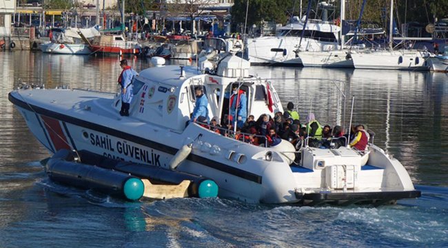 Ayvacık açıklarında 57 kaçak göçmen kurtarıldı