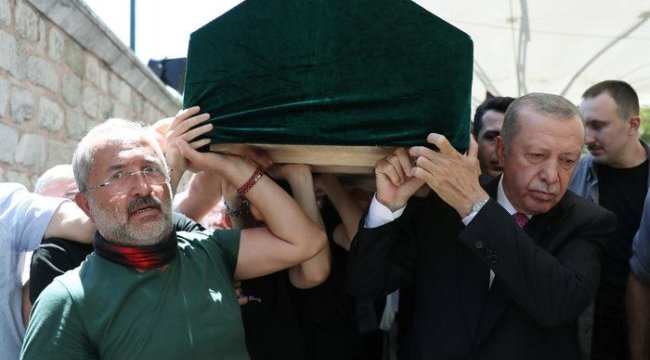 Cumhurbaşkanı Erdoğan, Hacı Nimet Kaya'nın cenaze törenine katıldı