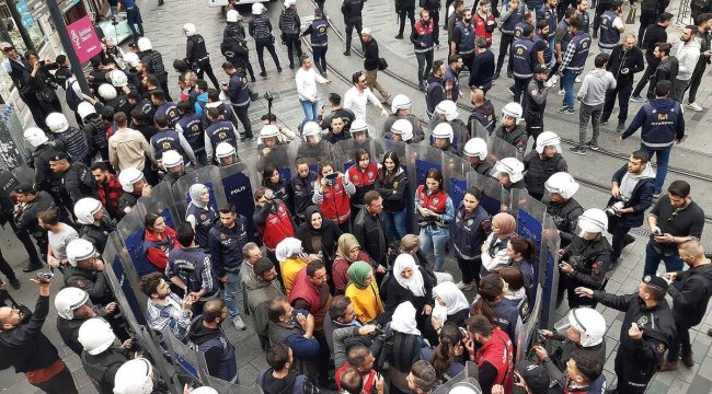 Beyoğlu'nda HDP yürüyüşüne polis müdahalesi: 121 gözaltı