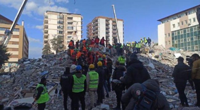 İskenderun'daki Arzu Apartmanı'ndan sevindiren haber! Günler sonra 8 kişi enkazdan sağ kurtarıldı
