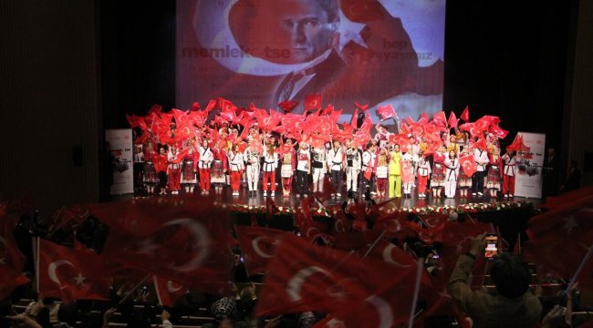 Atatürk Kültür Merkezi'nde 19 Mayıs coşkusu