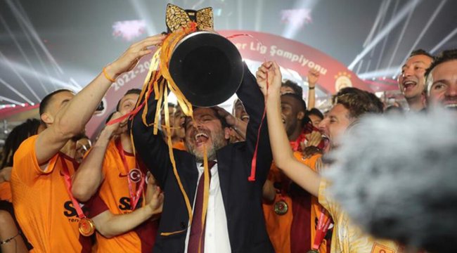Son Dakika: Şampiyon Galatasaray'dan transfer bombası! Özbek ve Timur müjdeledi, 3 isimle görüşmeler başladı