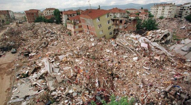17 Ağustos 1999 depremi kaç şiddetindeydi? 17 Ağustos Gölcük depreminde kaç kişi öldü? Üzerinden tam 24 yıl geçti