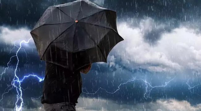 İstanbullular dikkat! Şemsiyelerinizi hazırlayın, akşam saatlerinde bastıracak! Meteoroloji'den son dakika 10 - 14 Ağustos hava durumu