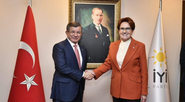 Gelecek Partisi Genel Başkanı Davutoğlu, Akşener ile görüştü