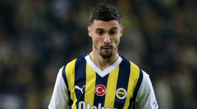 Fenerbahçe'nin yeni transferi Rade Krunic'e şok protesto