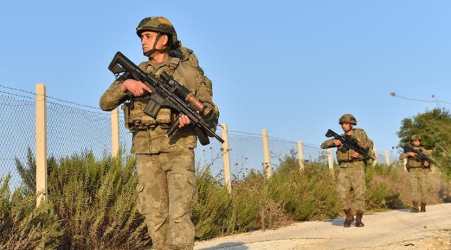 Suriye'den Türkiye'ye geçmeye çalışan 2'si DEAŞ'lı terörist 17 kişi yakalandı