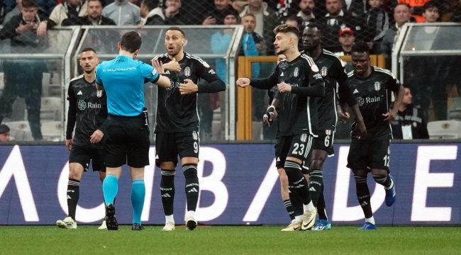 Beşiktaş geriye düştüğü 11 maçın 9'unu kaybetti! Son 3 sezonun en kötüsü...