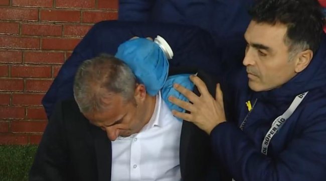 Fenerbahçe Teknik Direktörü İsmail Kartal'a yabancı cisim isabet etti