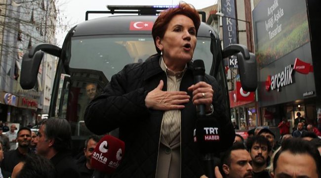 Meral Akşener'den Özgür Özel'e: Türk siyasetinde bu şekilde bir cıvıklık, bir ayıp asla olmamıştır