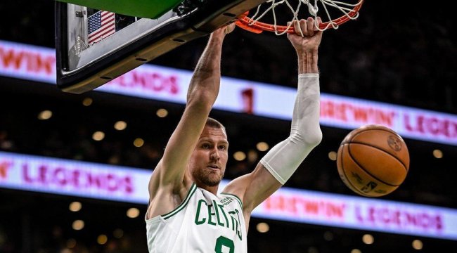 NBA'de Gecenin Sonuçları: Boston Celtics normal sezonu lider olarak tamamlamayı garantiledi